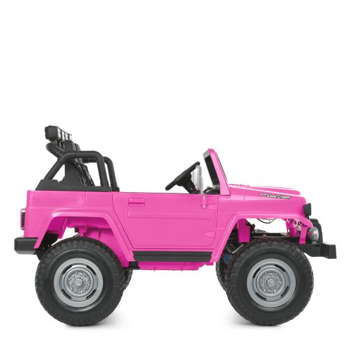 Дитячий двомісний повнопривідний електромобіль Bambi Toyota Land Cruiser (MP3) з ручкою для транспортування та багажником, рожевий