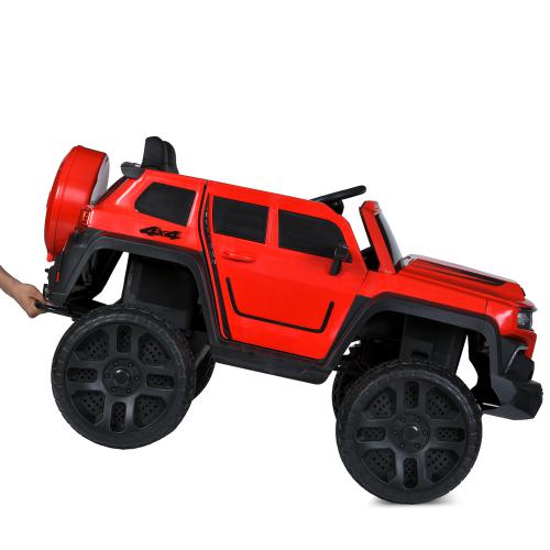 Детский полноприводный электромобиль Bambi Super Wheele с багажником и ручкой для транспортировки, красный