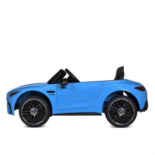 Дитячий двомісний повнопривідний електромобіль Bambi Mercedes-Benz AMG SL63 (MP3) з додатковими коліщадками та автофарбуванням, блакитний