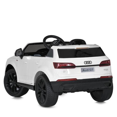 Детский электромобиль с пультом управления Audi Q7 с пультом управления