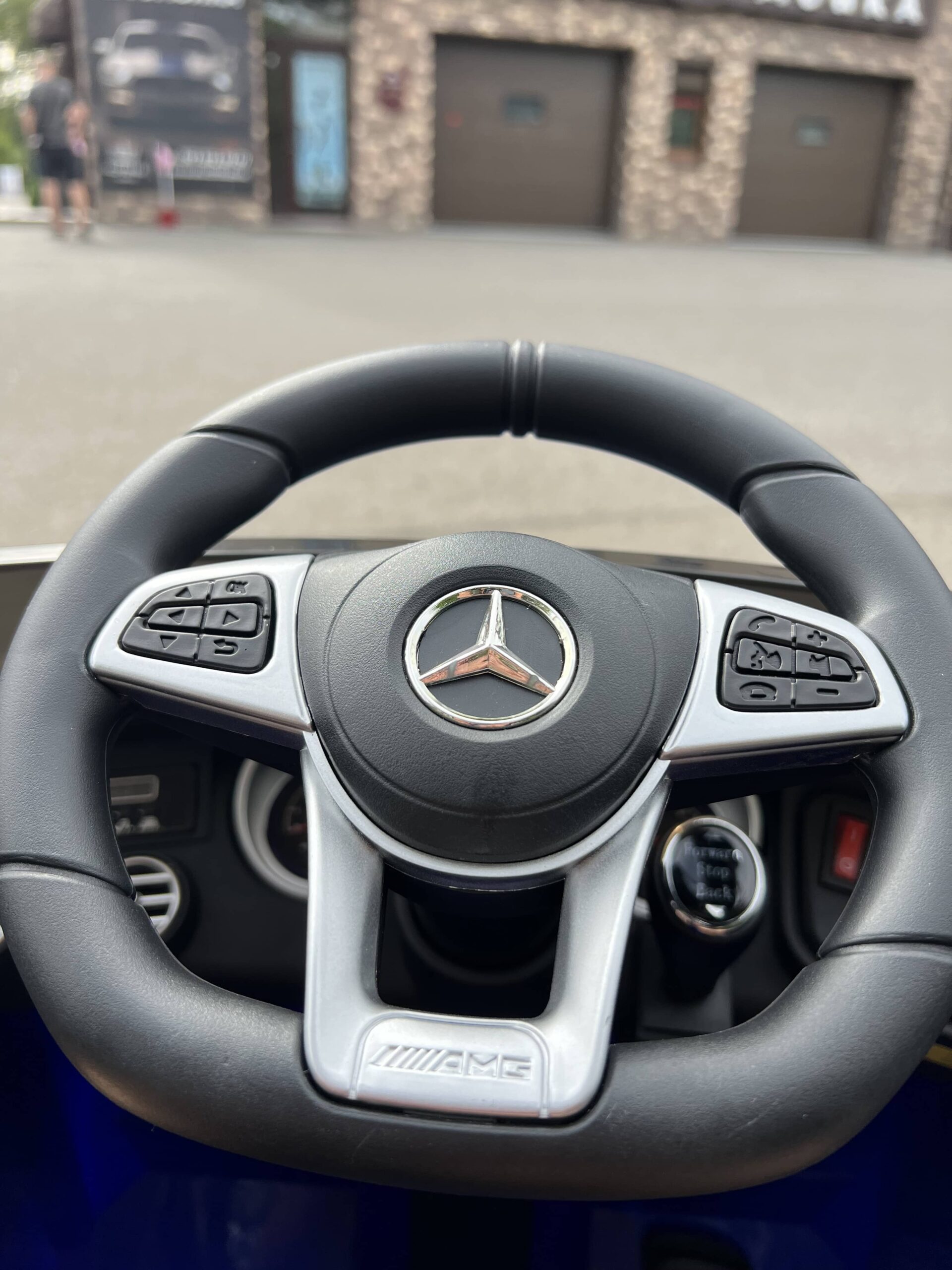 Дитячий повнопривідний електромобіль Bambi Mercedes-Benz GLC 63S з автофарбуванням, синій