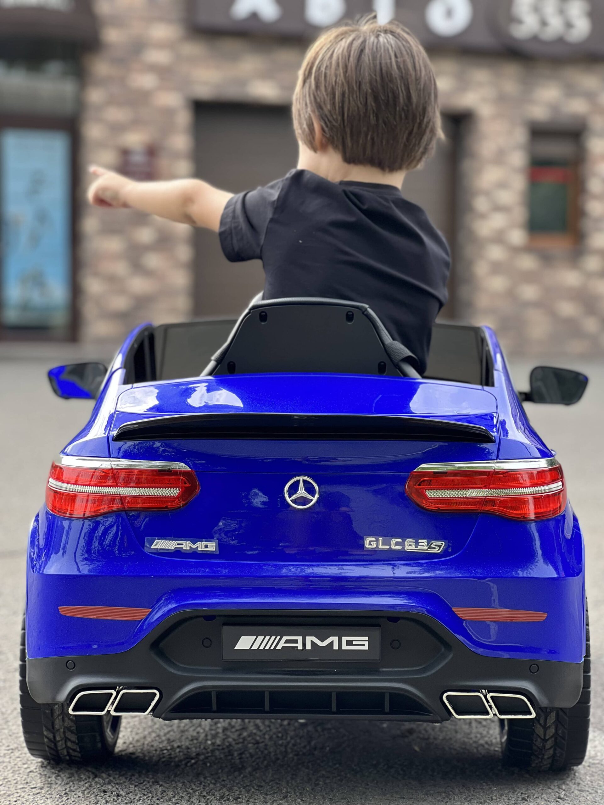 Дитячий повнопривідний електромобіль Bambi Mercedes-Benz GLC 63S з автофарбуванням, синій