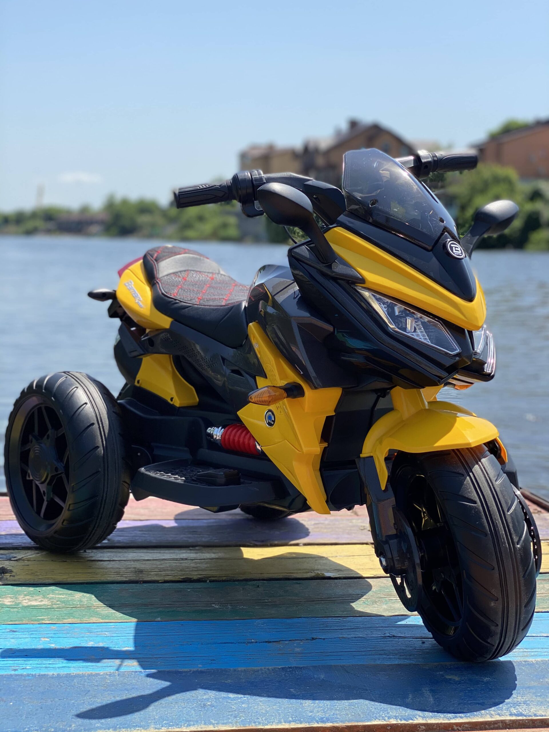 Дитячий електромотоцикл Bambi Racer BMW COMFORT триколісний