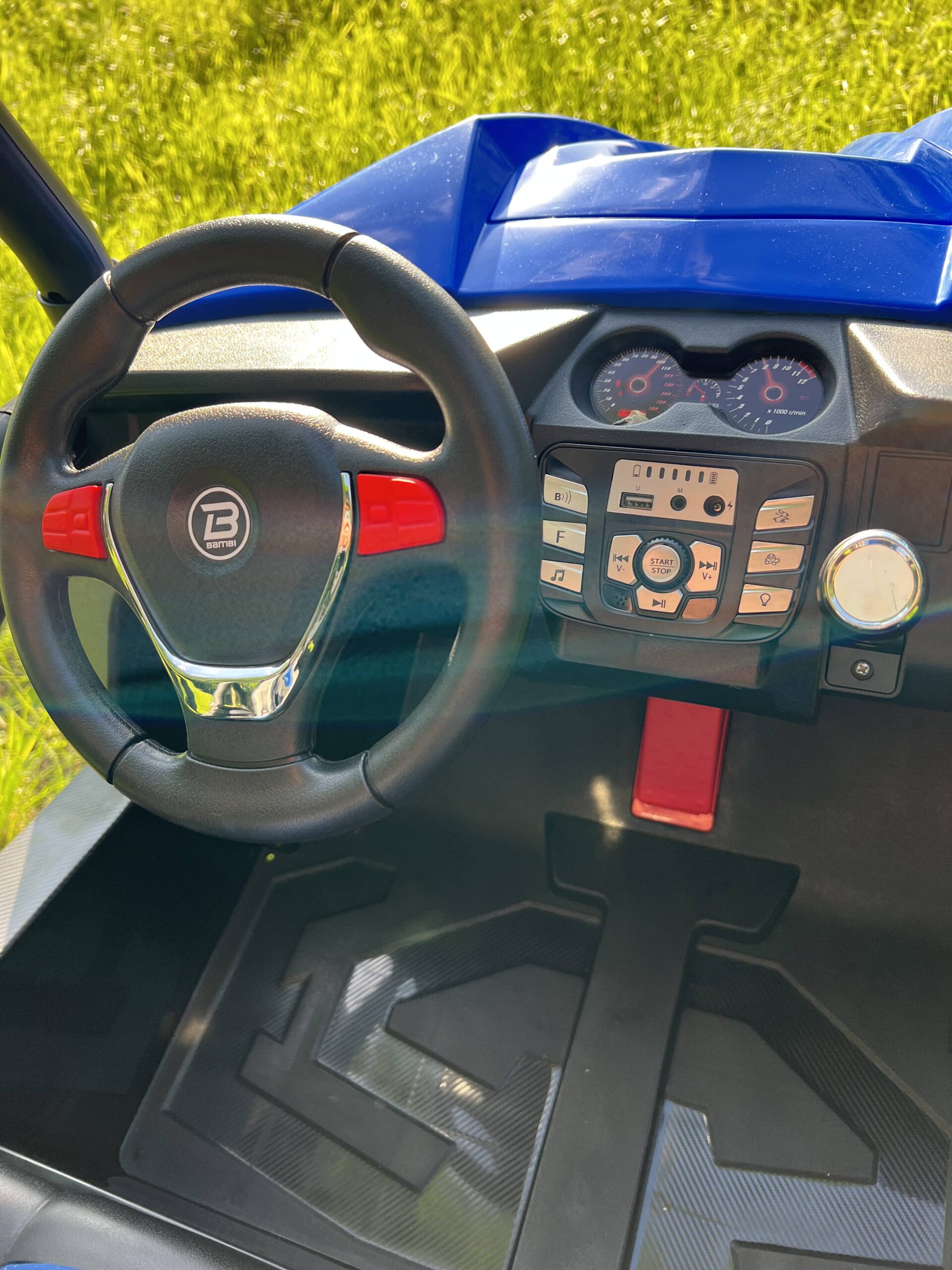 Дитячий двомісний повнопривідний електромобіль Bambi Buggy 4x4 RSX (MP3) з багажником, до 50 кг, до 7 км, синій
