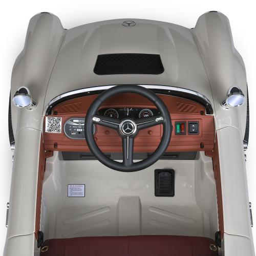 Дитячий повнопривідний електромобіль Bambi Mercedes-Benz 300 SL Gullwing (MP3), білий