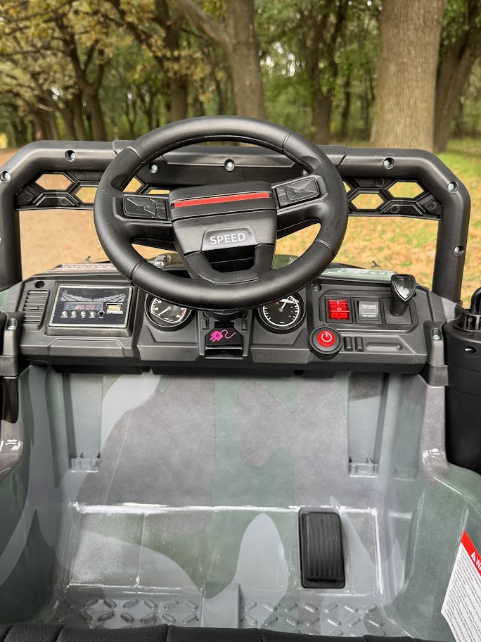 Дитячий електромобіль Bambi Jeep Off-Road Military (MP3) з автофарбуванням та ручкою для транспортування, камуфляж зелений