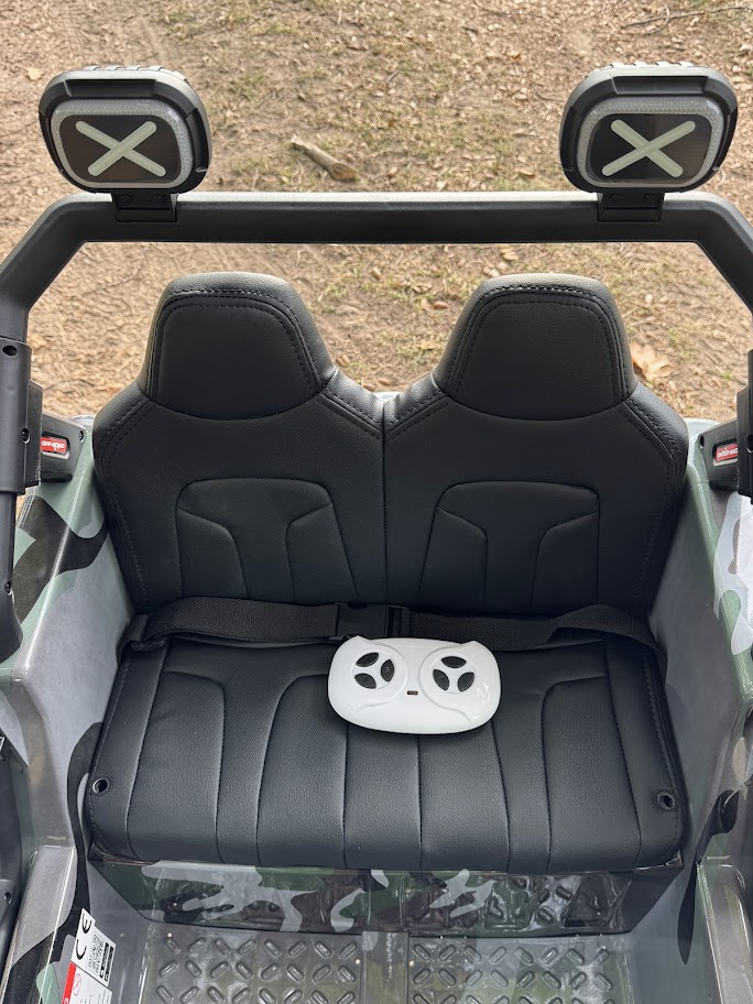 Дитячий електромобіль Bambi Jeep Off-Road Military (MP3) з автофарбуванням та ручкою для транспортування, камуфляж зелений