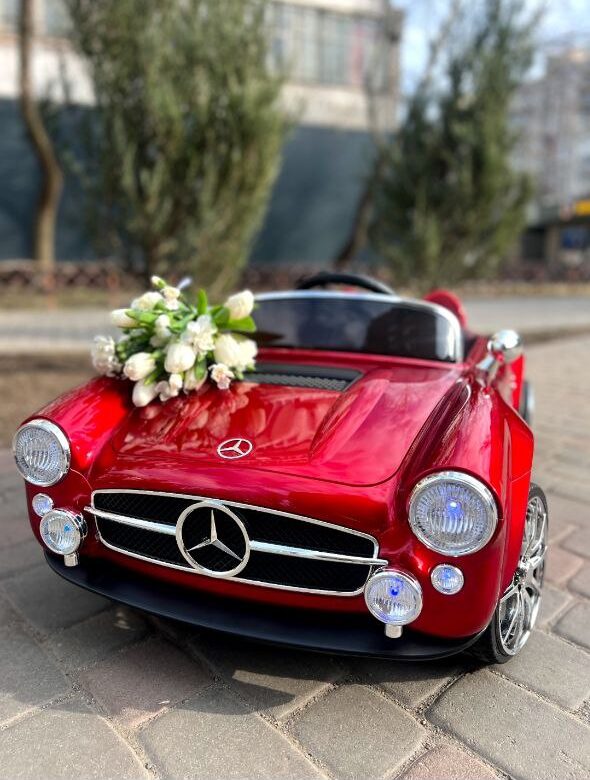 Дитячий повнопривідний електромобіль Bambi Mercedes-Benz 300 SL Gullwing (MP3) з автофарбуванням, червоний